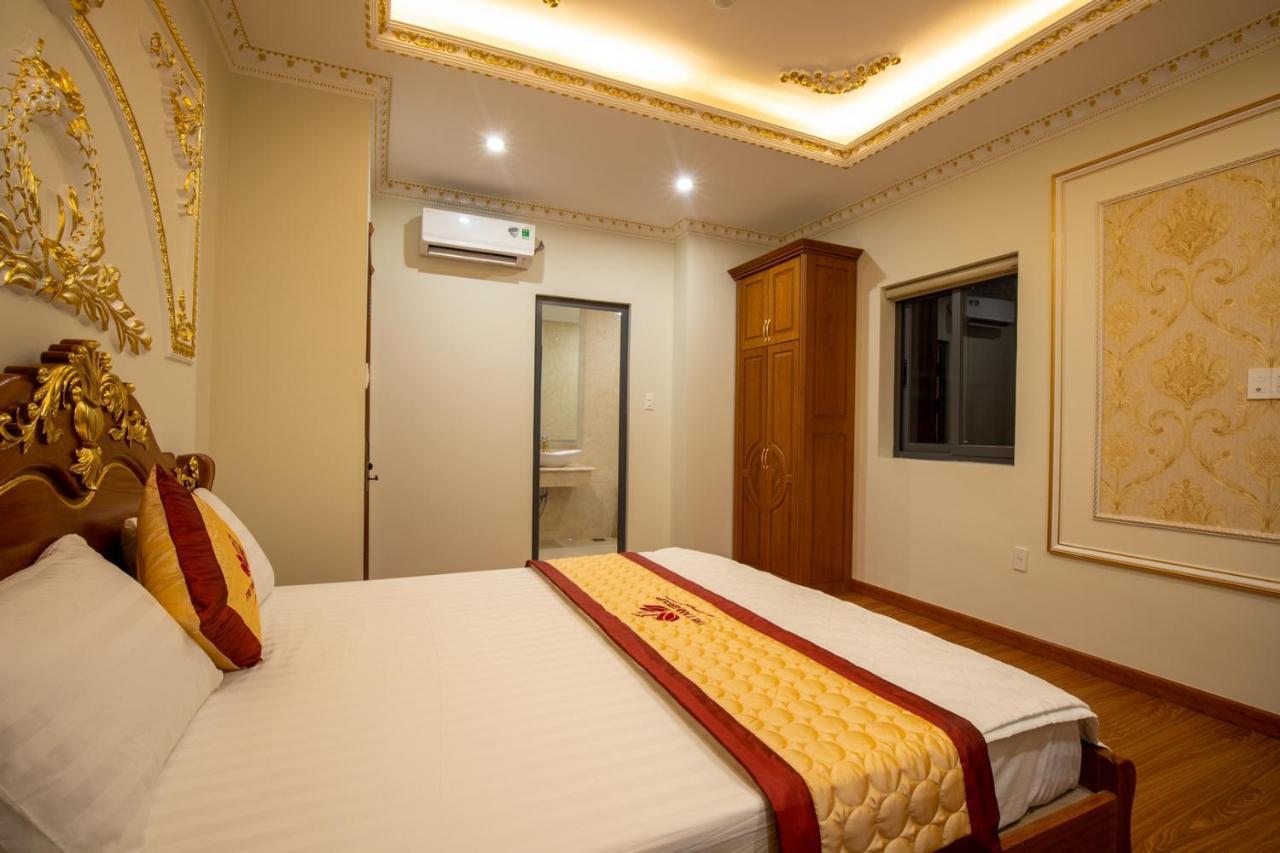 Tri Tam Hotel - Khach San Tri Tam Ben Luc Eksteriør bilde